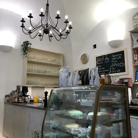Cafe-cafe * Jicin