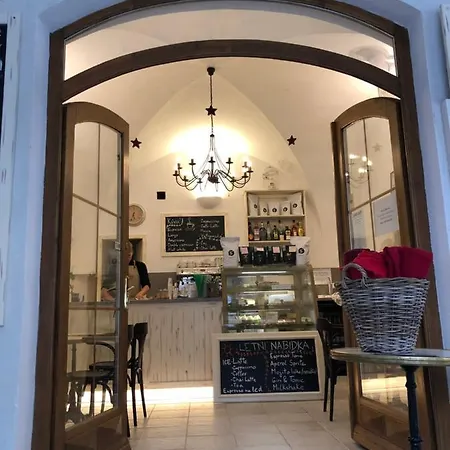 Cafe-cafe